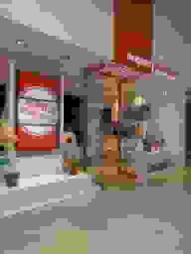 Photo of the Headshots Studio 'Magenta Photo Square One'