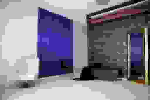 Photo of the Headshots Studio 'studioline Fotostudio Bremen Häfen Waterfront'