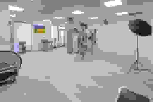 Photo of the Headshots Studio 'Fernando Sendra Estudio · Fotografía y Vídeo Profesional'