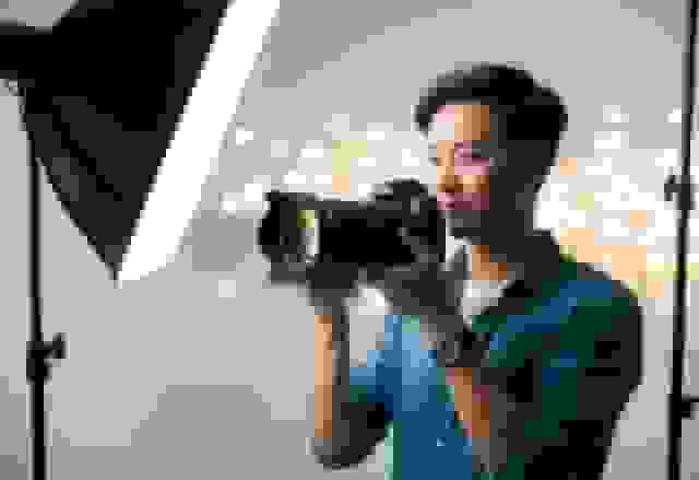 selecting-professional-headshot-photographer